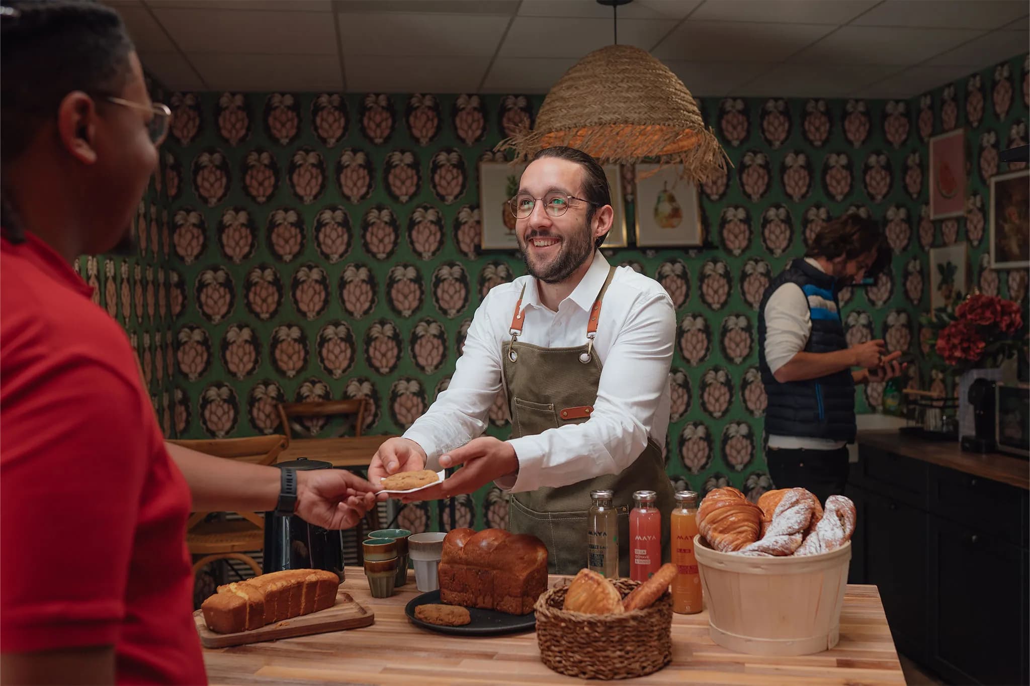 inclusion background